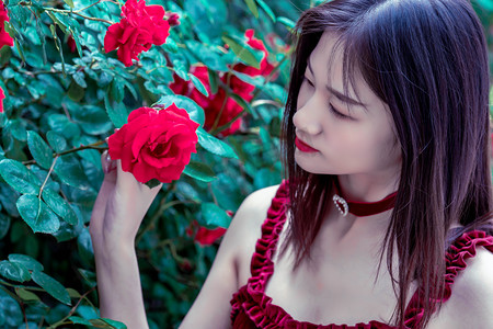 菜场装空调、浴室变咖啡馆 老社区改造关键在“民意密码”